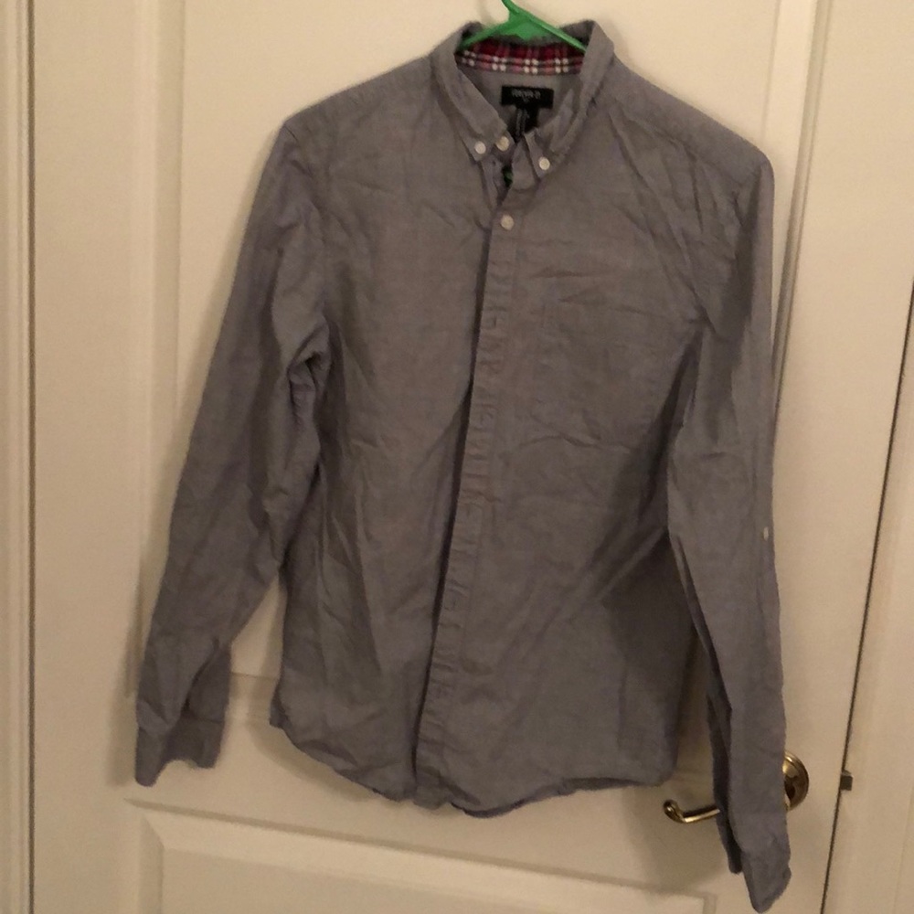 Forever 21 Men’s Grey shirt